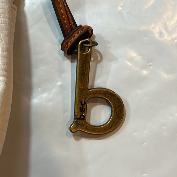 B.O.C. CROSSBODY PURSE Born Concept WHITE LEATHER brown accents Mccammon  10”x9” - Picture 6 of 13